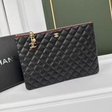 Chanel Clutch Bags